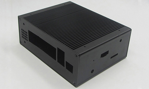 鋁型材運用在控制器電源外殼上的優勢有哪些？